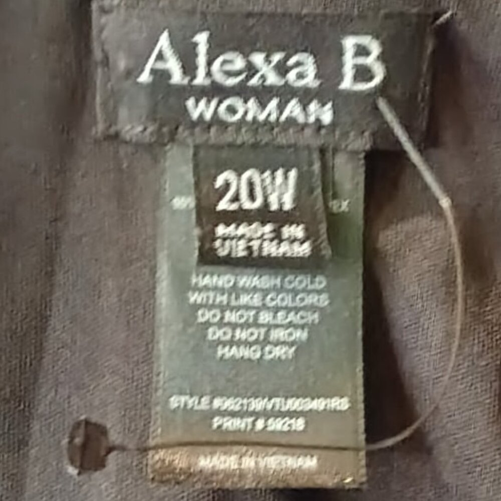 Alexa B Dress ☺️👗 - Picture 10 of 13